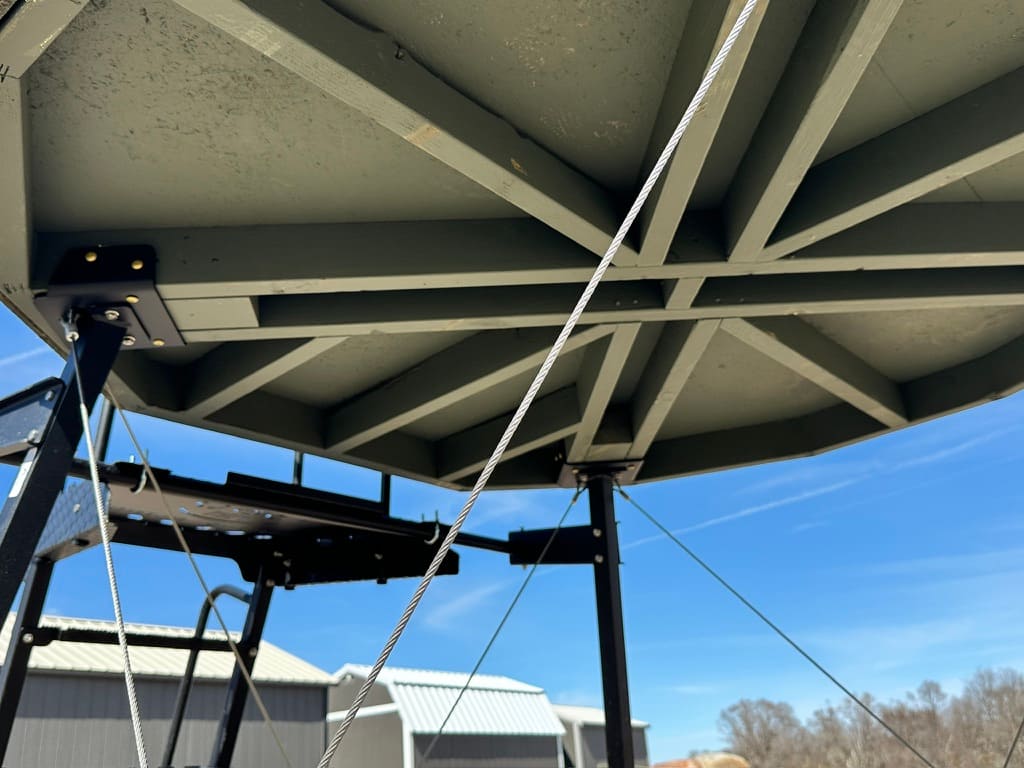 jpeg: 5Fe4C34F 8Ee5 4444 A516 C53149698038 1 105 C