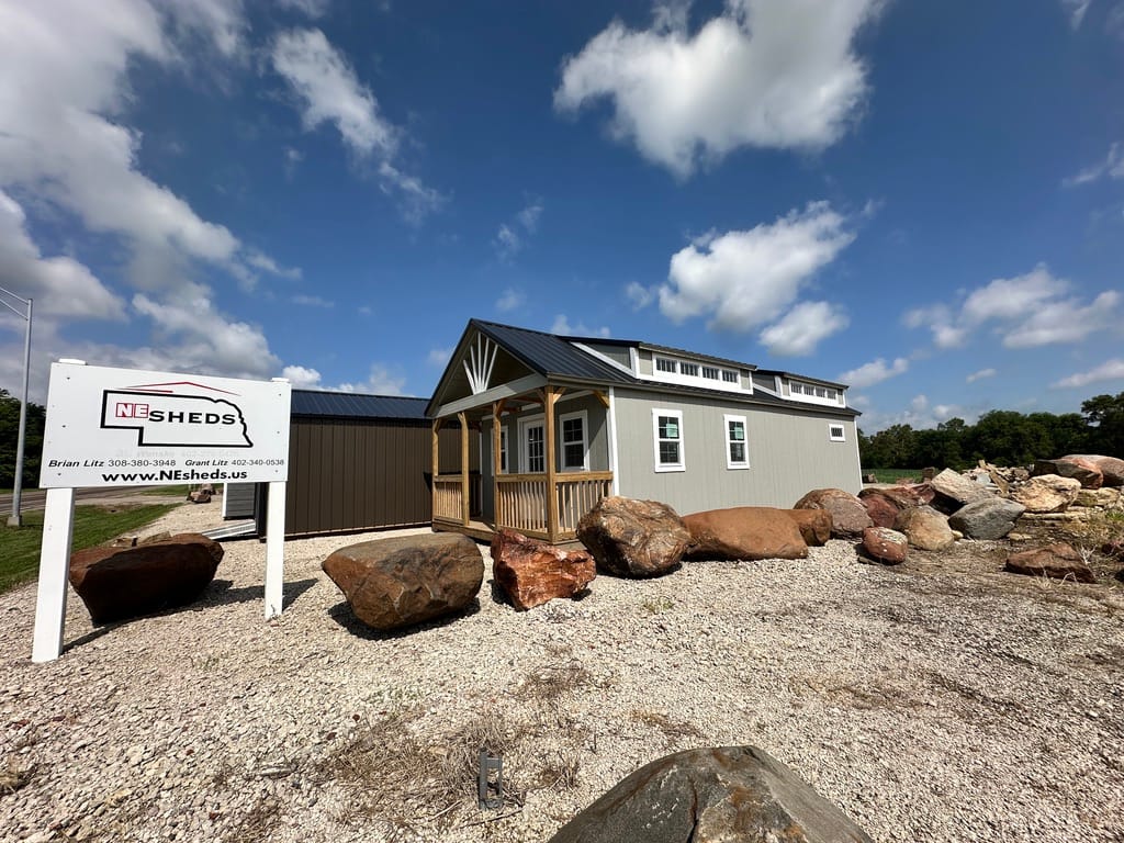 16x36 Swiss Cabin – LP SmartSide siding, dormer windows, Yutan, NE