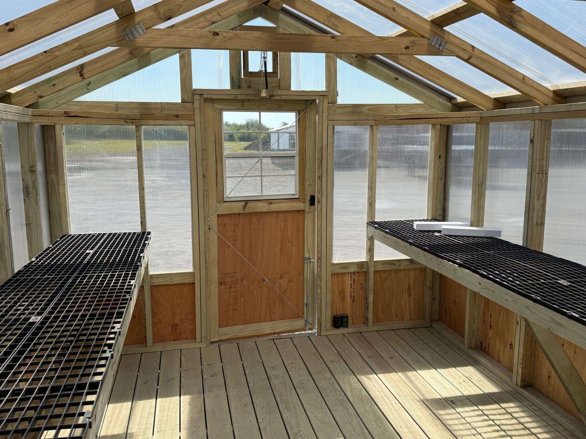 10x16 Greenhouse - Hampton, NE - Image 8