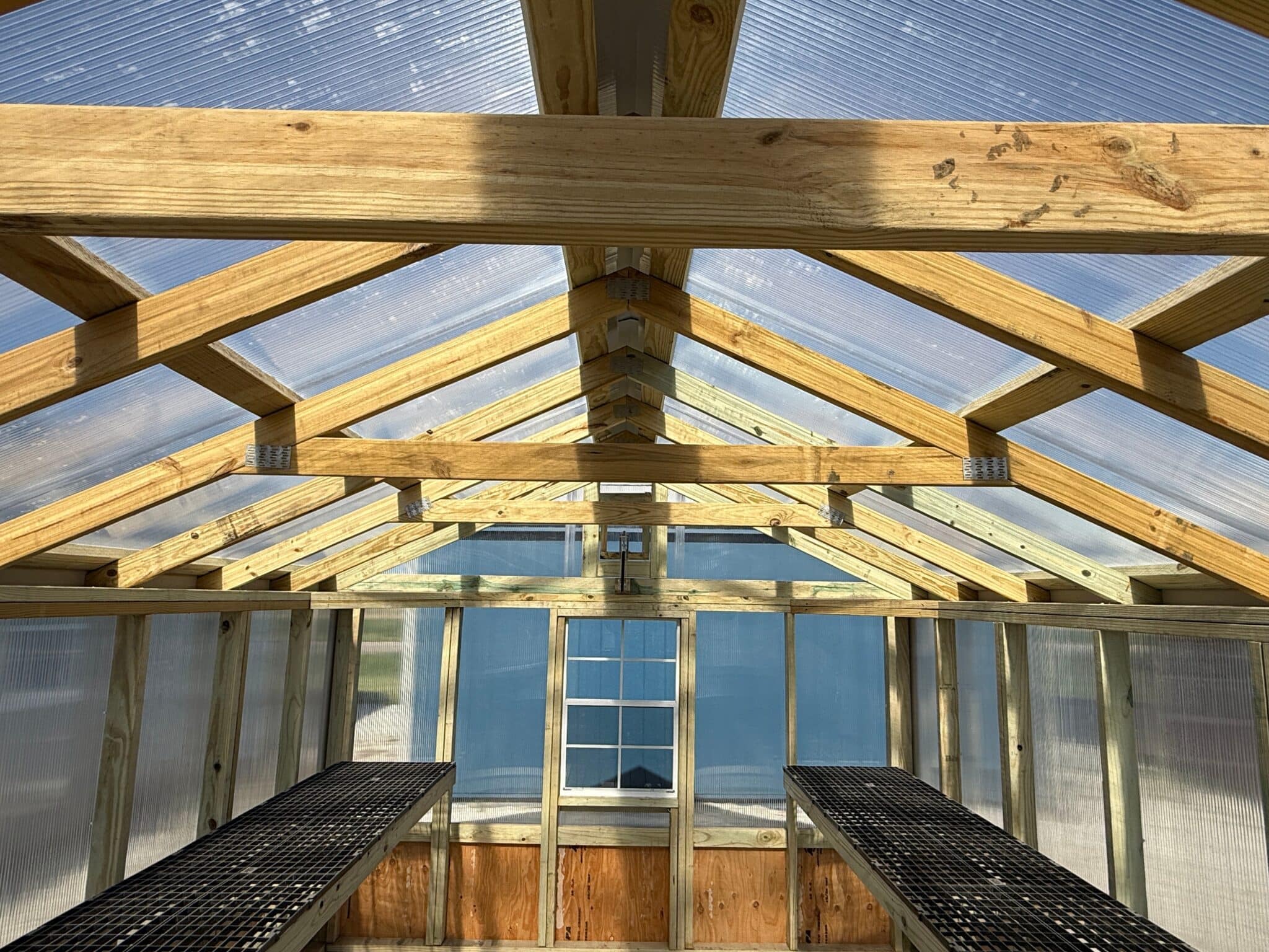 10x16 Greenhouse - Hampton, NE - Image 14